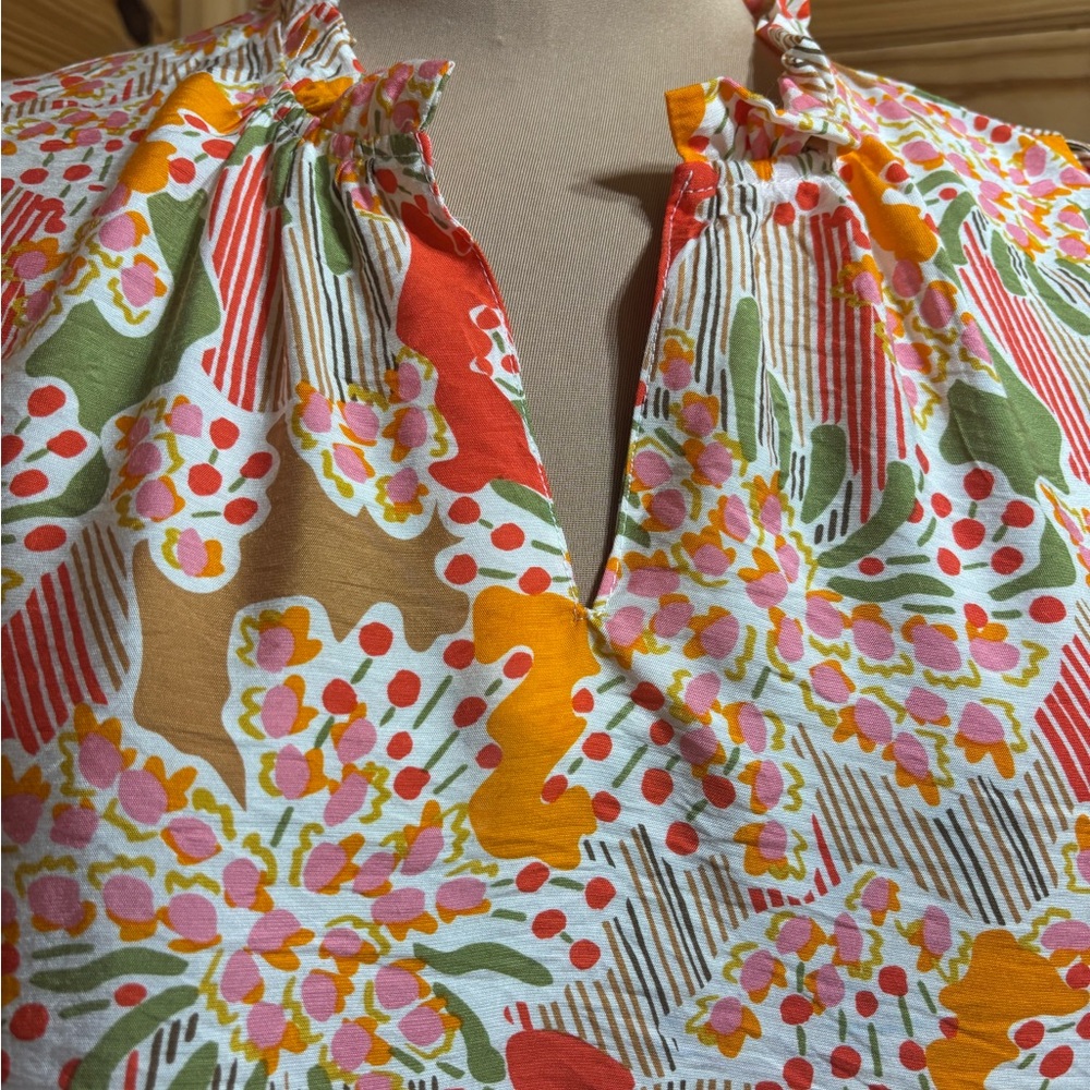 Michelle McDowell Floral Blouse - Picture 2 of 5